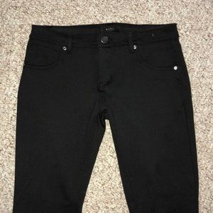 Black jeggings